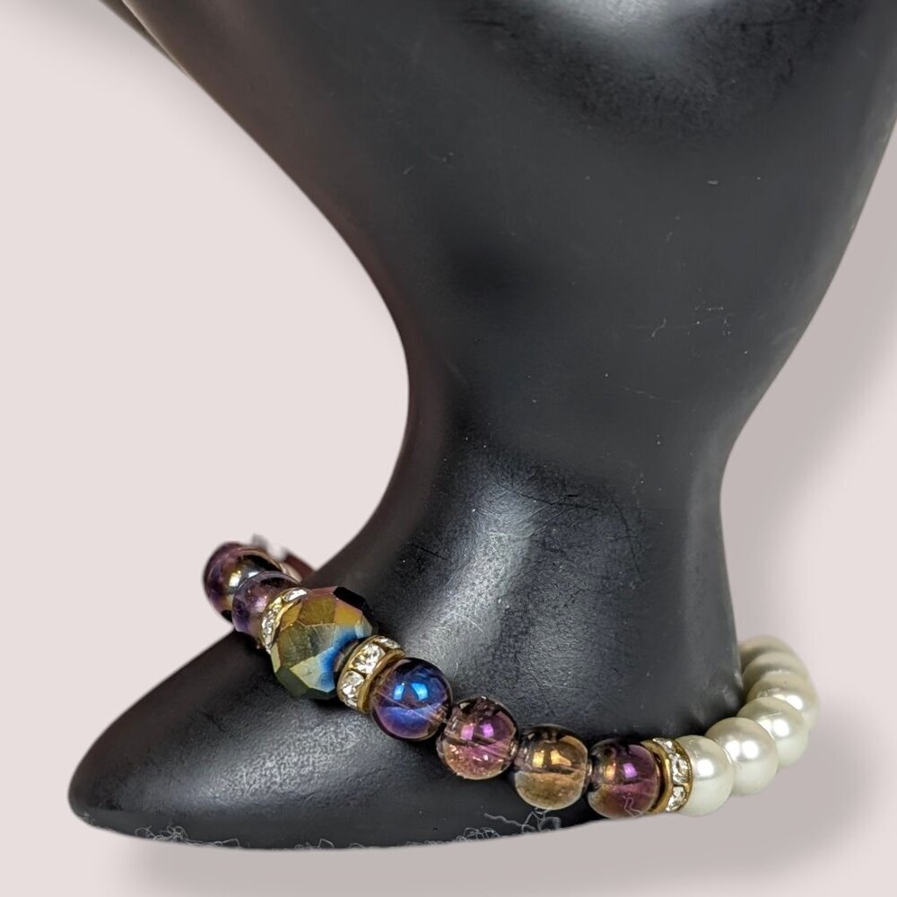 Faux Pearl & Iridescent Glass Beaded Bracelet